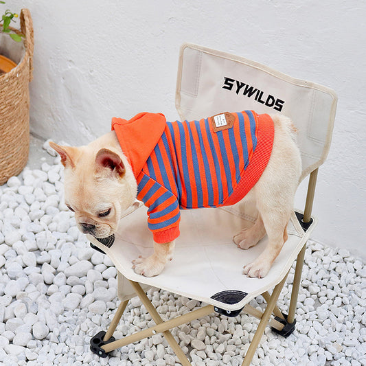 Stylischer Streifenhoodie